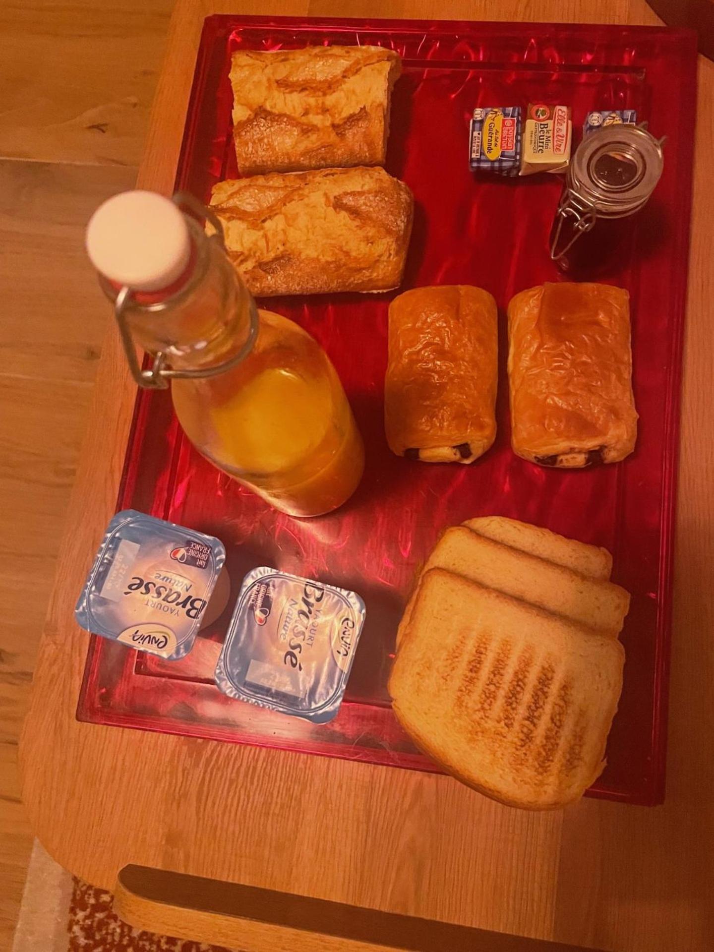 Bed and Breakfast Nuit Bleutee Saint-Malo Exterior foto